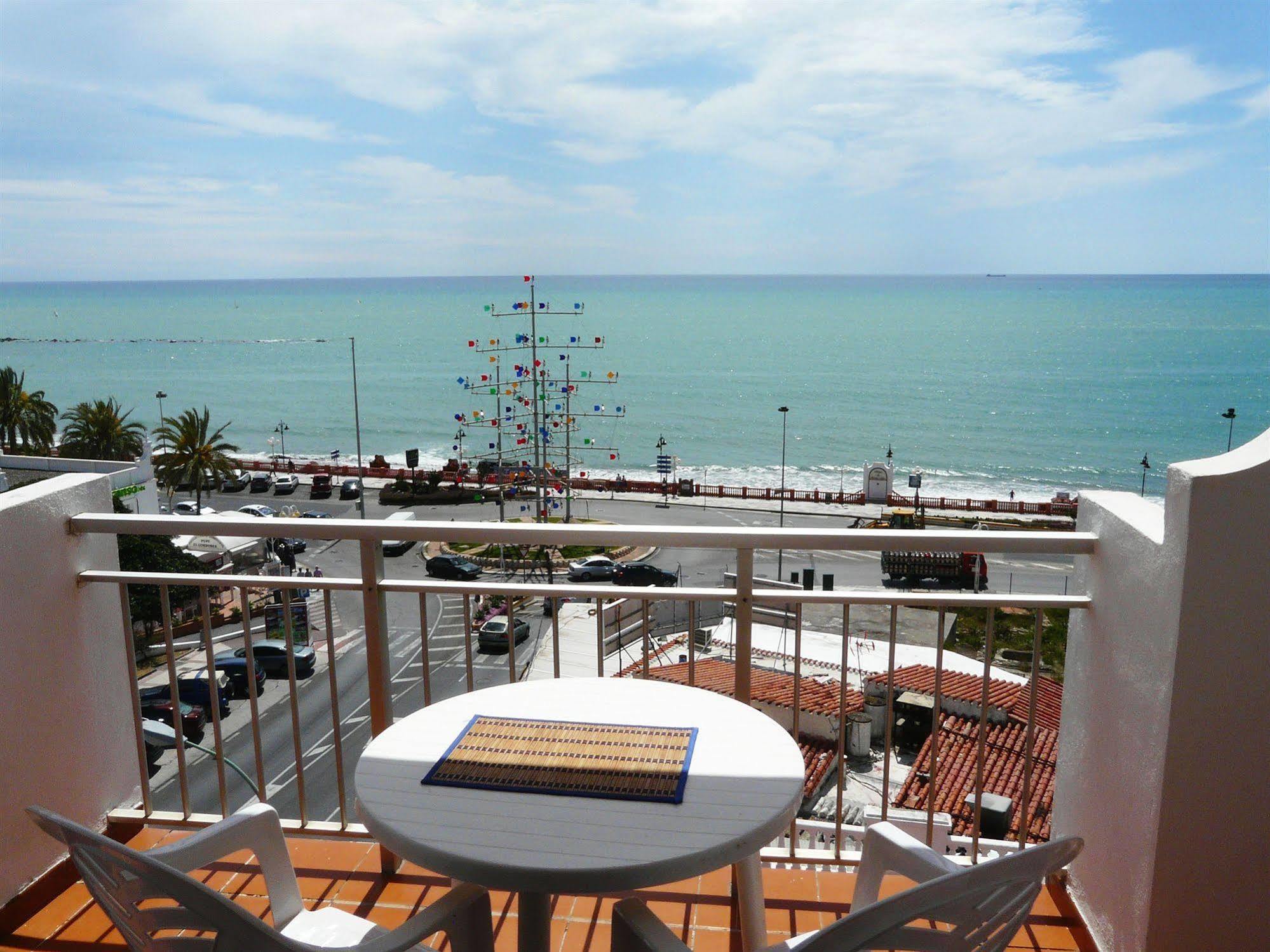 Sunny Beach Benalmadena Luaran gambar
